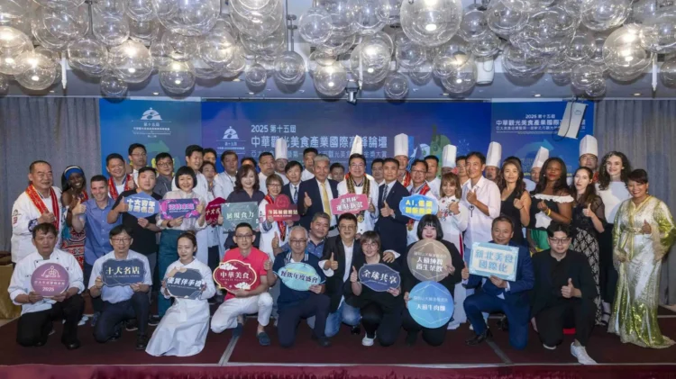 AI低碳新創美食邁向國際 劉和然親頒十大名廚獎項 AI低碳新創美食邁向國際 劉和然親頒十大名廚獎項