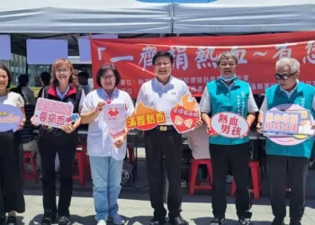 傅崐萁號召捐血助人 花蓮鄉親熱血響應「一齊捐熱血 有您真幸福」活動