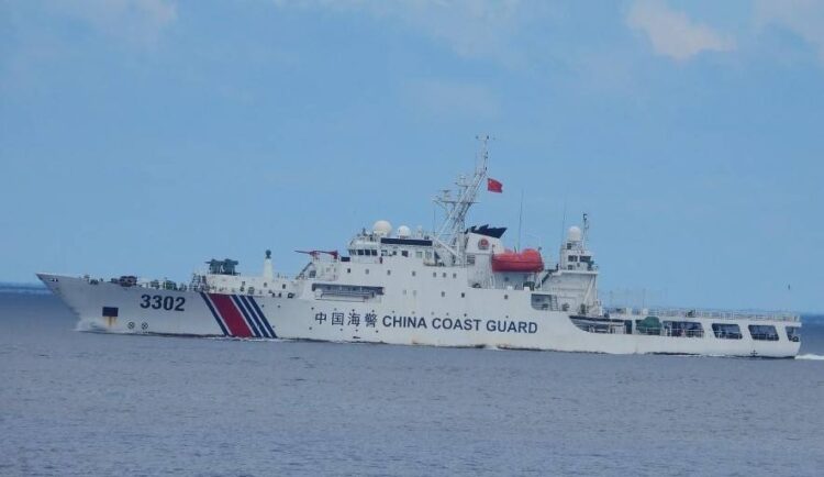 中國海警船侵擾我東沙水域 海巡署艦船全程監控驅離 強烈譴責中國灰色地帶侵擾 中國海警船侵擾我東沙水域 海巡署艦船全程監控驅離 強烈譴責中國灰色地帶侵擾