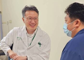 氣候炎熱 頭皮毛囊炎患者多2成 含類固醇藥膏別亂擦 以免皮膚抵抗力降低