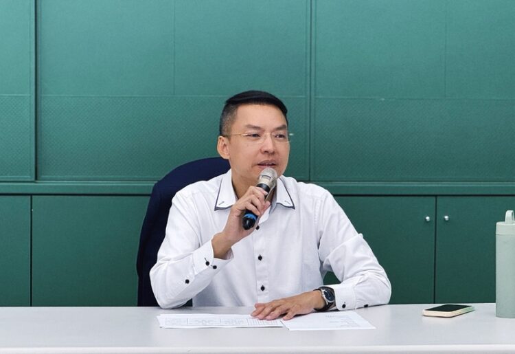 民進黨高雄市黨部主委黃文益就職一周年秀成績單 反問柯志恩主委為高雄做了什麼