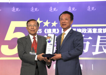 四度獲得「五星縣長」殊榮 翁章梁施政滿意度、嘉義縣八大面向均為全台第一