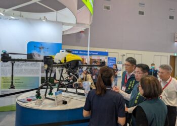 從田間到太陽能板，臺南新創讓AI變成農業神隊友！