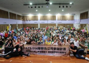 港都社大社區行動劇 百位老眷戶重返記憶現場