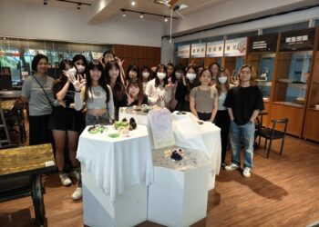 樹德科大「光中呢喃玻璃創作展」 跨域展現國際藝文交流成果