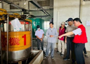 高雄水利雙箭齊發！鳳山溪清淤防汛、抽水機整備全力防災