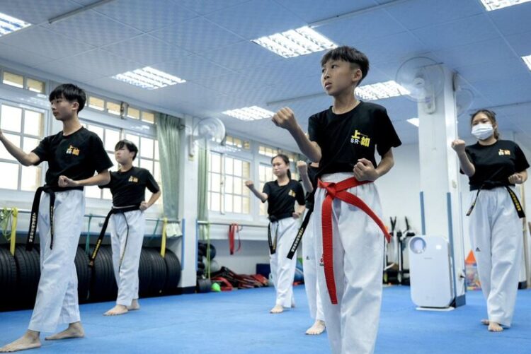 跆拳道館挺過疫情高飛 青創補助助攻夢想起飛