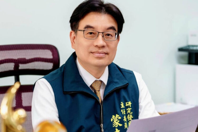 台南市府再爆貪瀆疑雲！研考會主委蒙志成涉不當使用特別費、公車私用遭搜索