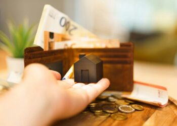 【專題分析】仲介帶看收清潔費是否違法？社區治理、法規授權與稅務責任引發討論