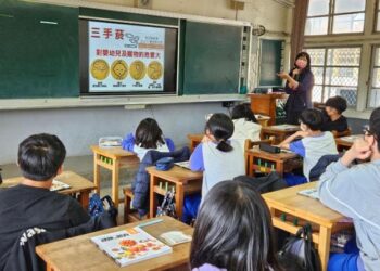 菸檳危害防制網紅就是你短片競賽揭曉，臺南成功國中「灰飛菸滅」與崇明國小「防菸拒檳二部曲」雙雙獲獎