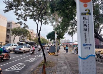 兼兩份工、月存2萬… 小資女「得花19年才買得起房」！過來人曝關鍵：問題不在省錢