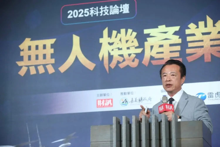 從農業縣到科技基地 嘉義打造AI無人機戰略重鎮 從農業縣到科技基地 嘉義打造AI無人機戰略重鎮