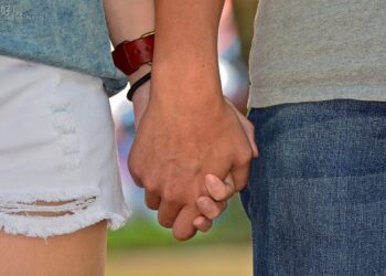 頂客族過世…遺產不一定是配偶獨拿！律師揭5真相：賣房還得「他們」同意