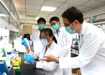 嘉基同步啟動免疫與幹細胞療法 癌症與關節炎患者迎新希望