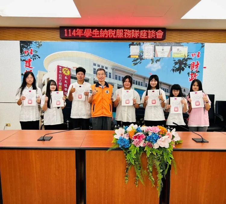 報稅期間 由花蓮地區四所高中職以上學校在校學生組成納稅服務隊 受民眾高度肯定及讚許