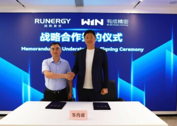 簽署MOU 有成精密結盟泰國推出防鹽害太陽能模組 AQUA2.0