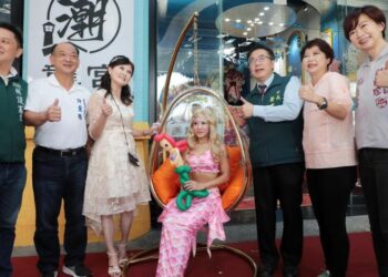 觀光新焦點！潮龍宮蝦餅觀光工廠今開幕 黃偉哲市長：臺南安平親子旅遊好去處