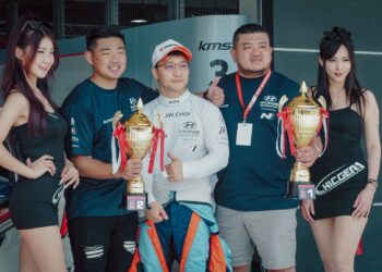 韓國汽車N系列會長崔丁元與高雄汽車集團合作 奪下台灣2025 TCR開幕賽冠軍