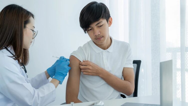 每6個月復發嚴重菜花 醫:HPV病毒不應輕忽 接種疫苗有效預防癌症風險 每6個月復發嚴重菜花 醫:HPV病毒不應輕忽 接種疫苗有效預防癌症風險