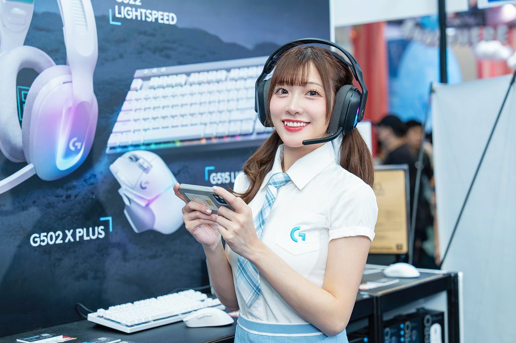Logitech G 夏日玩家行動開跑 冼迪琦現身漫博點燃粉絲熱情