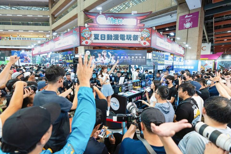 Logitech G 夏日玩家行動開跑 冼迪琦現身漫博點燃粉絲熱情