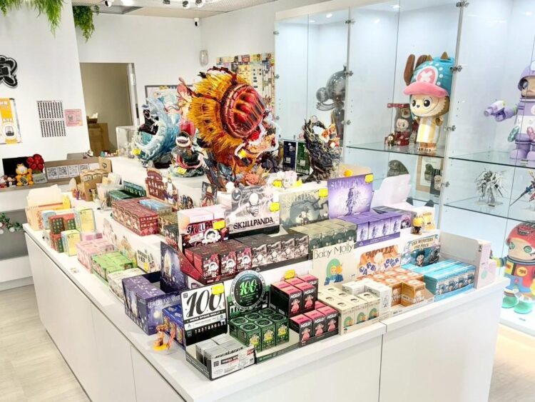 高雄盲盒店 百款盒玩、GK模型、線上一番賞任開抽 高雄盲盒店 百款盒玩、GK模型、線上一番賞任開抽