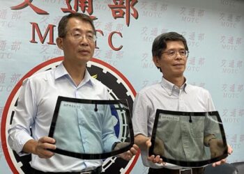 道安三箭之一：隔熱紙透光率新制115年上路 前擋70%、側窗40% 新車優先納管，怎麼貼才不違法？