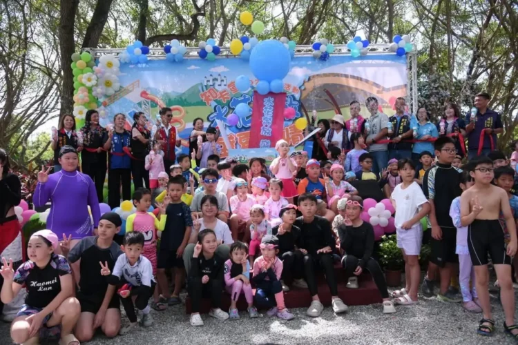 水花四起迎盛夏 花蓮縣政府2025知卡宣戲水活動涼爽開跑 水花四起迎盛夏 花蓮縣政府2025知卡宣戲水活動涼爽開跑