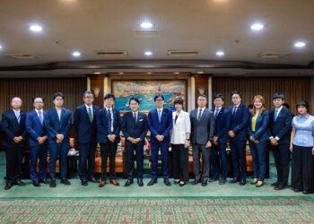 日本北九州市長武內和久首訪高雄 與陳其邁簽署城市合作協定