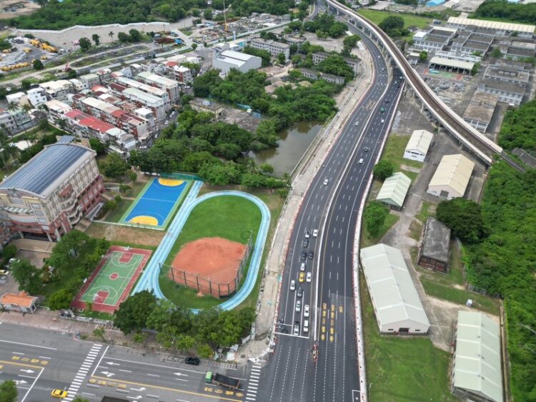 翠華路拓寬工程加速進行 打造北高雄半導體S廊帶交通樞紐 提升行車便利與生活品質 翠華路拓寬工程加速進行 打造北高雄半導體S廊帶交通樞紐 提升行車便利與生活品質