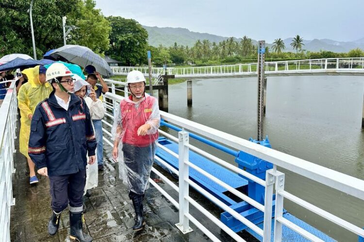 丹娜絲來襲！高雄7/6停班停課 公車、停車場、撤離區域懶人包