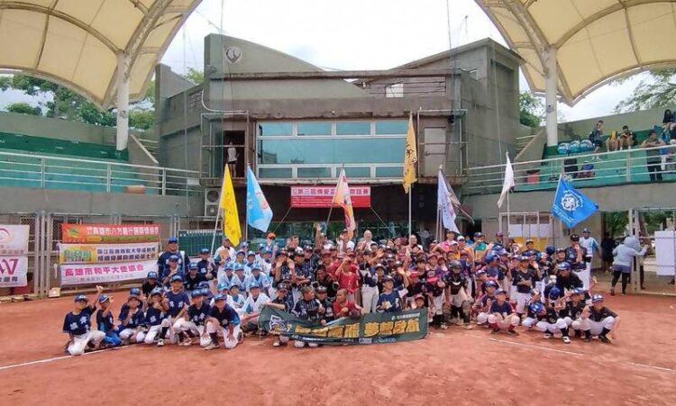 第三屆傳愛盃少球聯誼賽開幕 八隊以球會友熱血逐夢