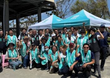 民眾黨台南市黨部七日救災行動總動員：從果園落果到水電搶修、環境清理，小草實力展現！