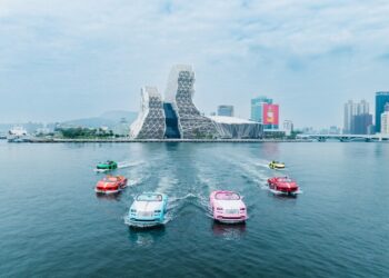 高雄洲際酒店攜手「海上超跑遊艇」 推出住房專案與餐飲加購方案，開啟陽光港景下的極速奢華享受！