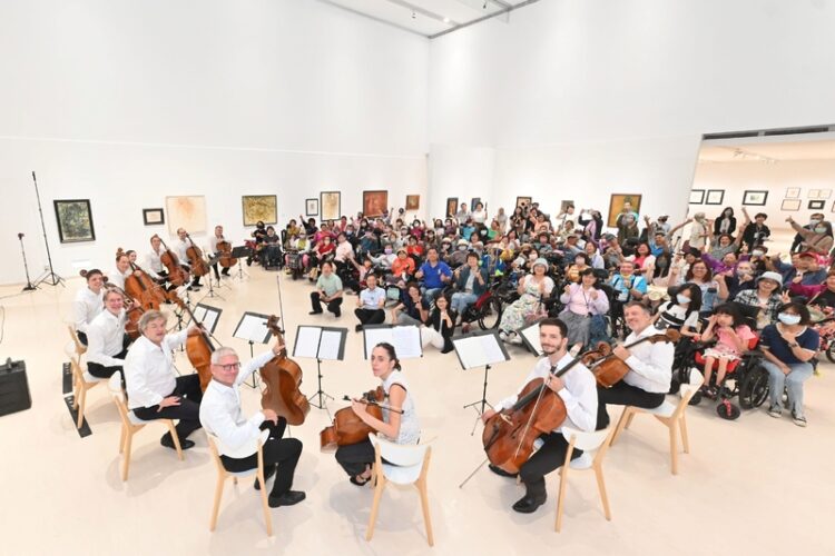 中鋼教育基金會聯合知名大提琴家張正傑老師 邀請「柏林愛樂12把大提琴」為輪椅族舉辦音樂會 中鋼教育基金會聯合知名大提琴家張正傑老師 邀請「柏林愛樂12把大提琴」為輪椅族舉辦音樂會