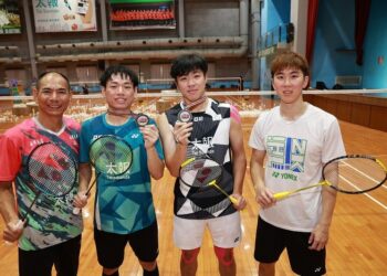 躋身世界羽球40強！ 高大運競系何志偉、黃睿璿勇奪BWF Super 300賽1銀1銅