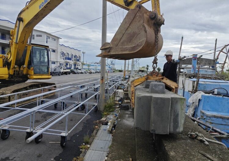 台南水利局嚴防暴潮 火速完成青鯤鯓堤防加高工程 台南水利局嚴防暴潮 火速完成青鯤鯓堤防加高工程
