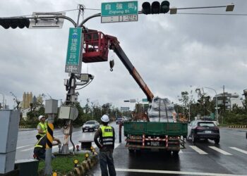 高市府動員 1,807人次及各式車輛機具 支援嘉義縣市及台南風災復原任務