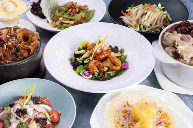 暑假旅遊必選義大皇家 五星飯店輕鬆住，再享多道消暑美食！