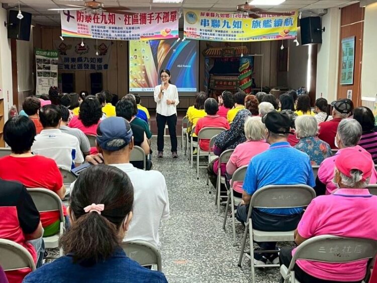 青春專案啟動！網路陷阱處處在，青少年暑期上網要小心！