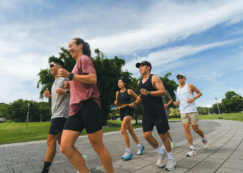 【跑團體驗】跑出生活新節奏｜MAC跑團 × HUAWEI WATCH FIT 4 Pro