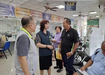 臺南農損補助申請湧現 臺南市地政局長陳淑美視察地所慰勉同仁