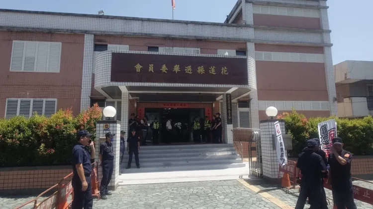 花蓮罷免辯論會揭示政治立場 公民理性重新掌舵