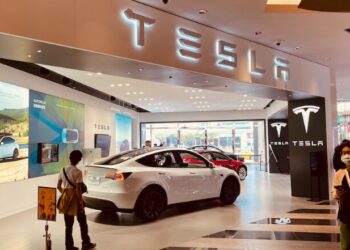 新北市榮民服務處舉辦114年企業職場體驗活動，參訪特斯拉開啟未來職涯第一步