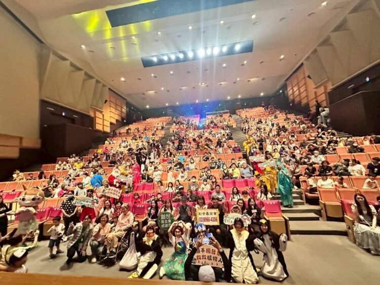 愛妮雅化妝品全力支持公益兒童劇圓滿演出 為植物人家庭注入希望力量 愛妮雅化妝品全力支持公益兒童劇圓滿演出 為植物人家庭注入希望力量