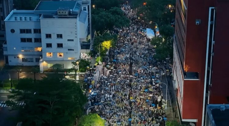 從台青自詡「厭世代」看賴清德兩次「死亡交叉」及深遠影響