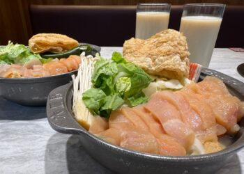 網友熱議月底救星！六扇門小火鍋自助吧吃到飽2百元有找 新推蒜香嫩雞胸超Juicy