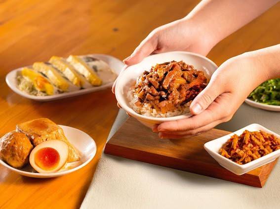 美食展起跑 魯香香 黃金樂排、滷肉飯二度參展 試吃人氣爆棚