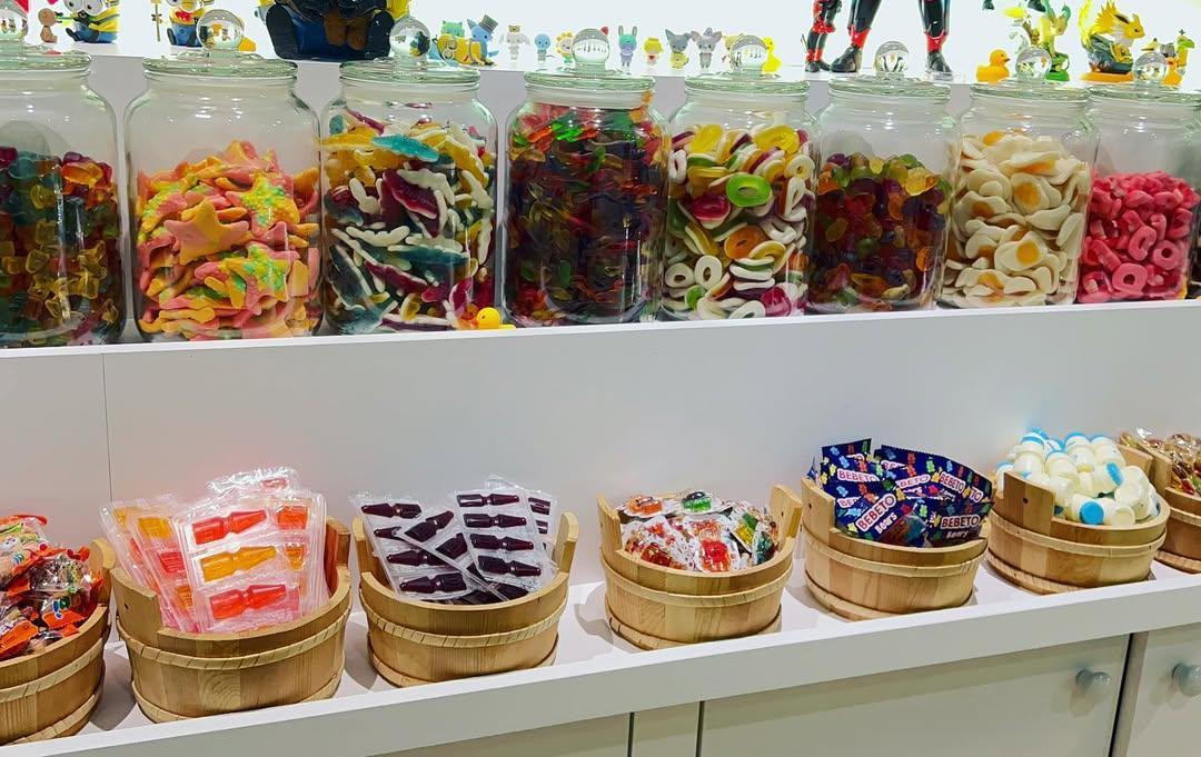宜蘭糖果專賣店必逛 藏在東門夜市裡進口軟糖和古早味驚喜 宜蘭糖果專賣店必逛 藏在東門夜市裡進口軟糖和古早味驚喜