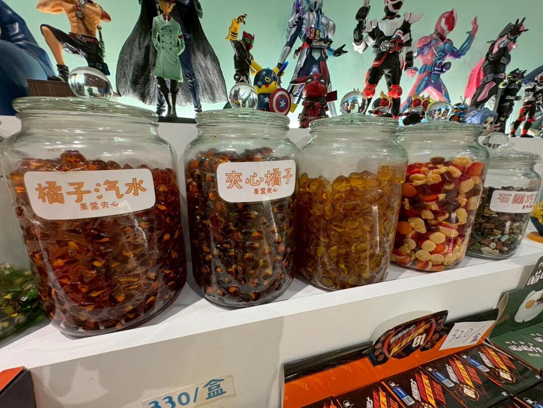 宜蘭糖果專賣店必逛 藏在東門夜市裡進口軟糖和古早味驚喜 宜蘭糖果專賣店必逛 藏在東門夜市裡進口軟糖和古早味驚喜